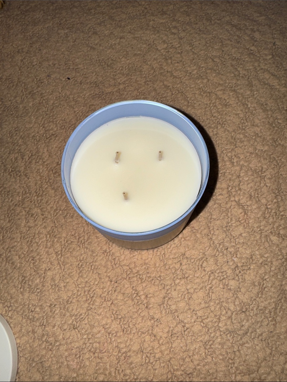 White Barn Mahogany Coconut 3 Wick Candle - Picture 2 of 3